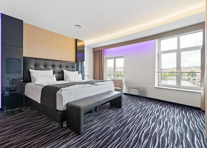 Dancing House - Tancici DumAlbergo